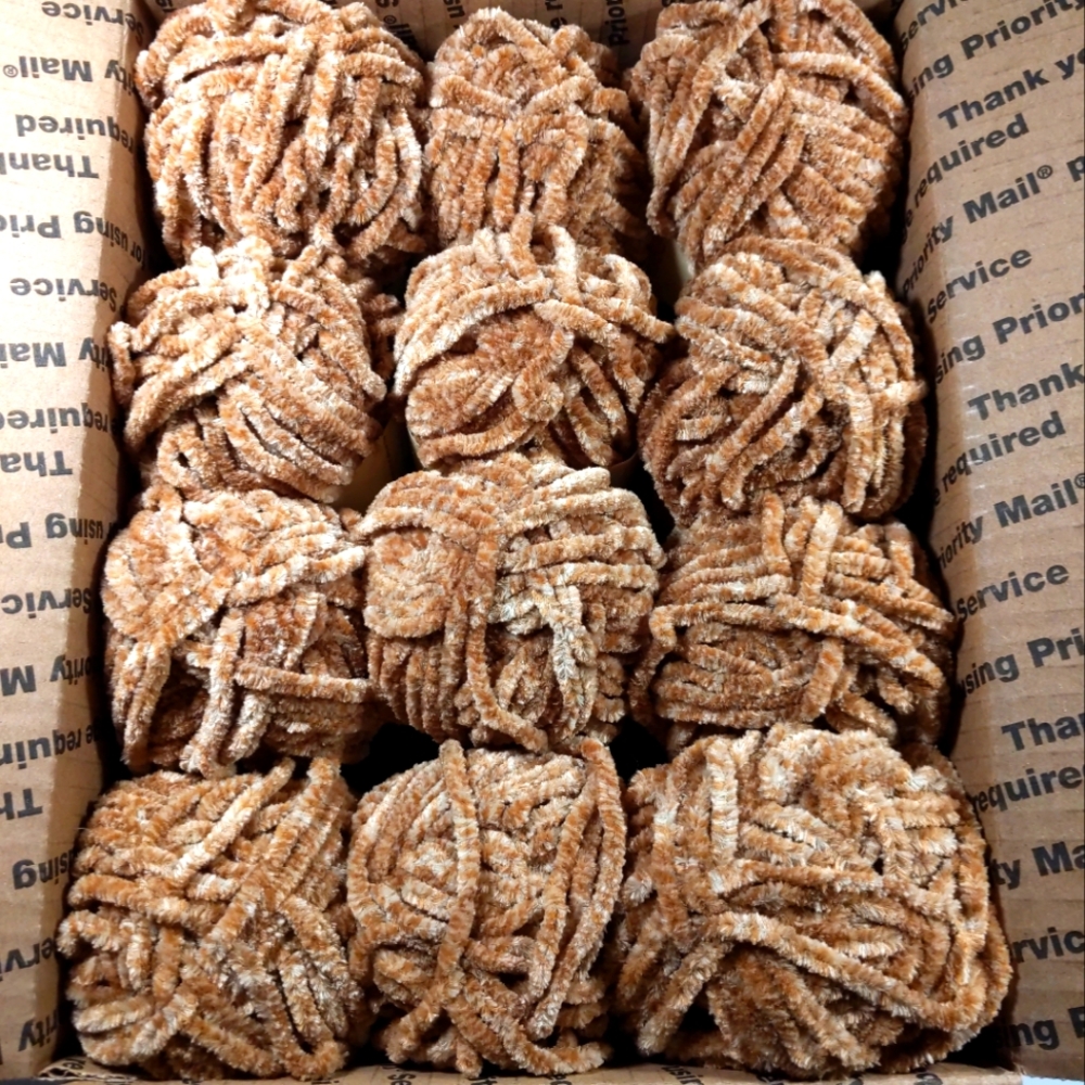 12 SKEINS YARN